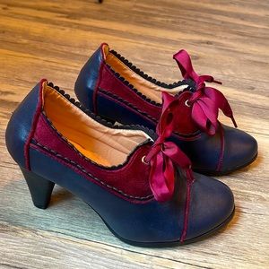 Chase + Chloe Size 7 Lace-Up Vintage Heeled Oxford